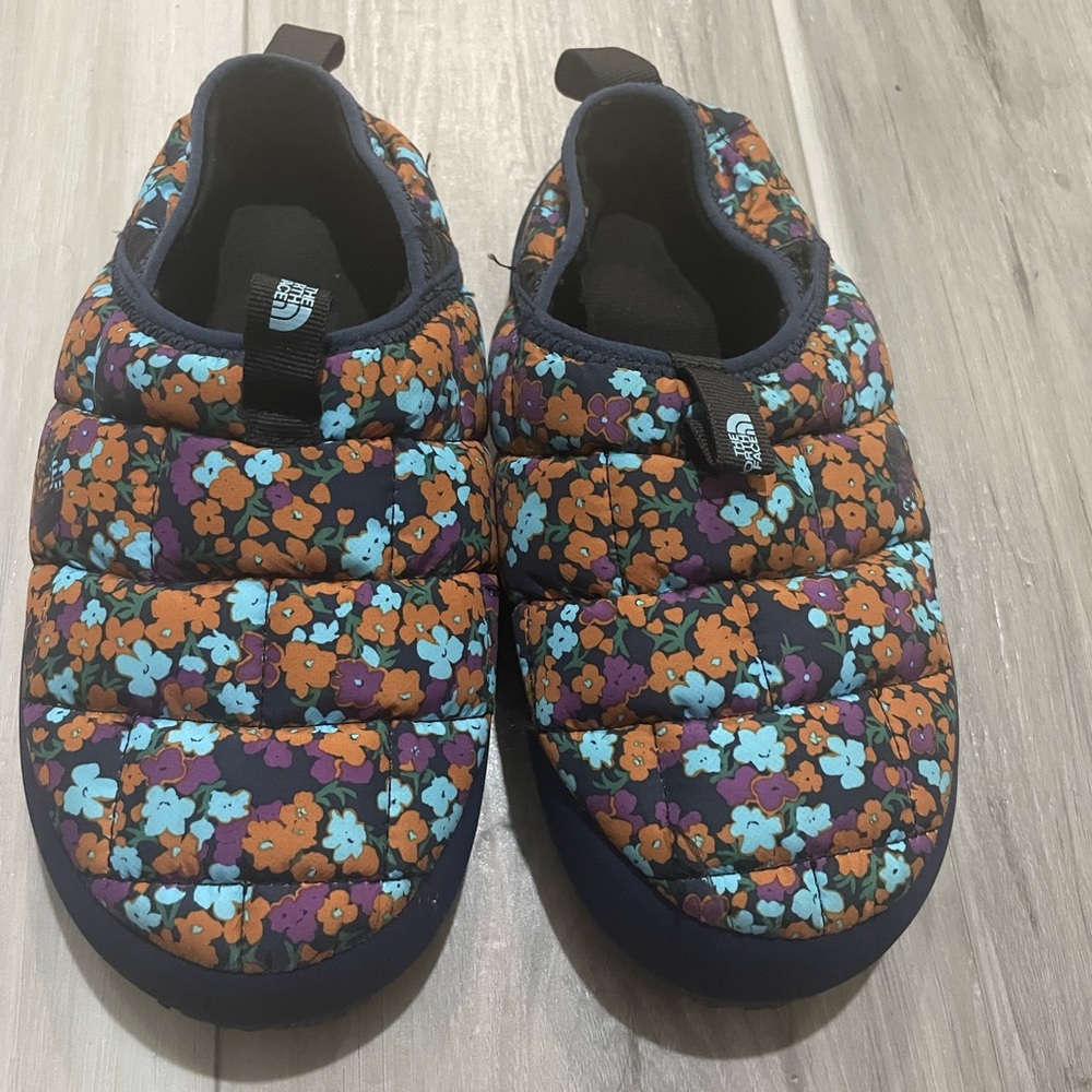 North Face Thermoball Traction II mule slippers